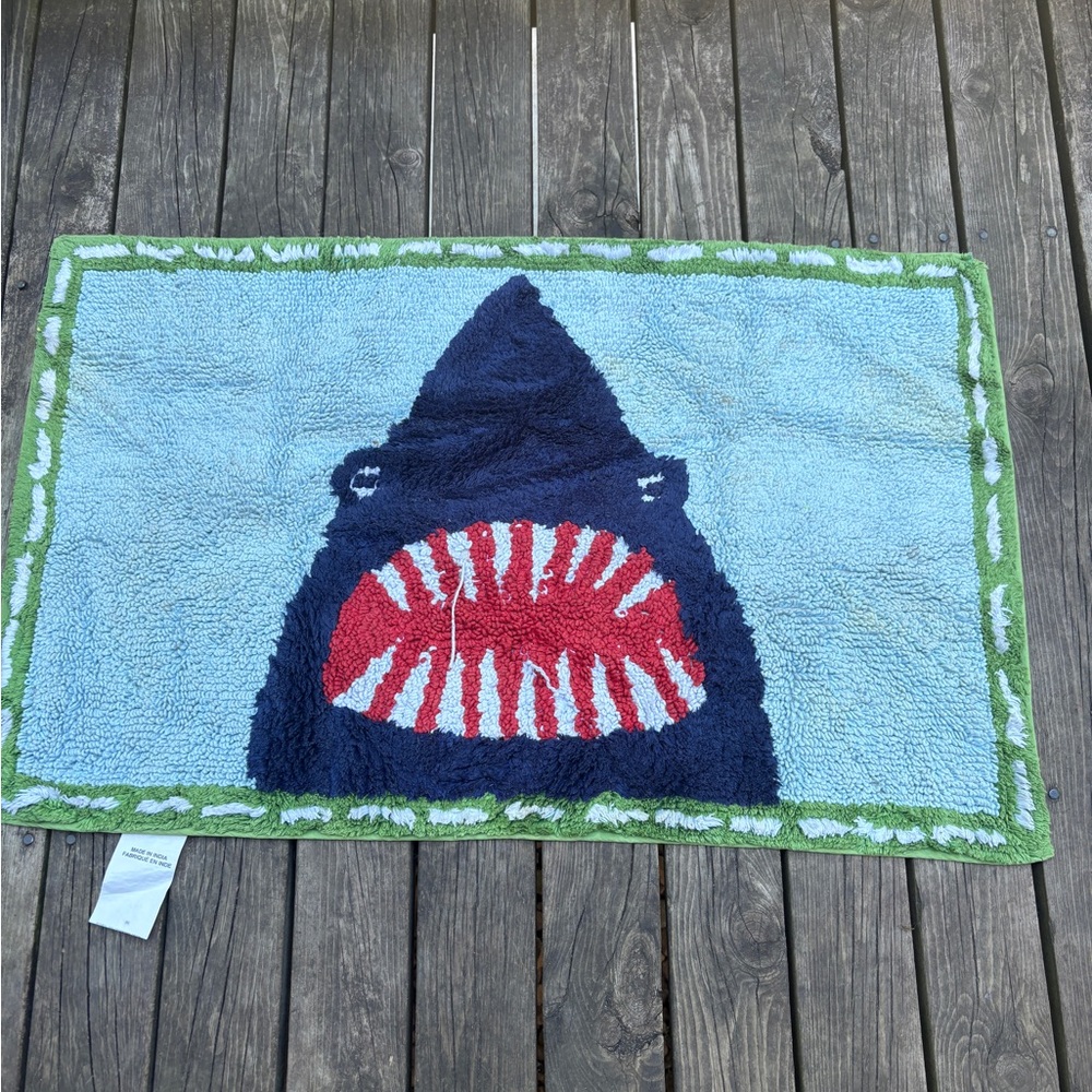 Pottery Barn Kids Tufted Hooked Plush Bath Mat Shark Mouth Ocean Beach rug decor